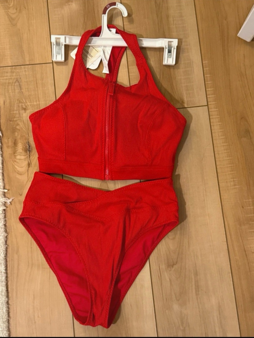 NWT Fabletics Red High-Neck Zip Front Two-Piece Swim Set - (L/M)